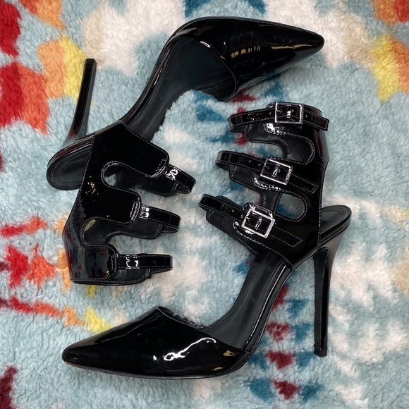 Schutz black patent caged multi strap heels - Picture 2 of 9